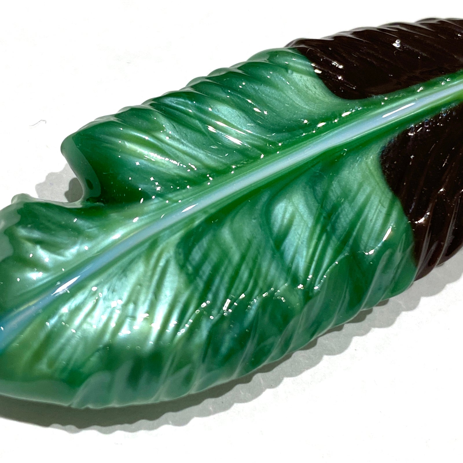 R3G15 Glass x Roysco Medium Feather Pendant #2
