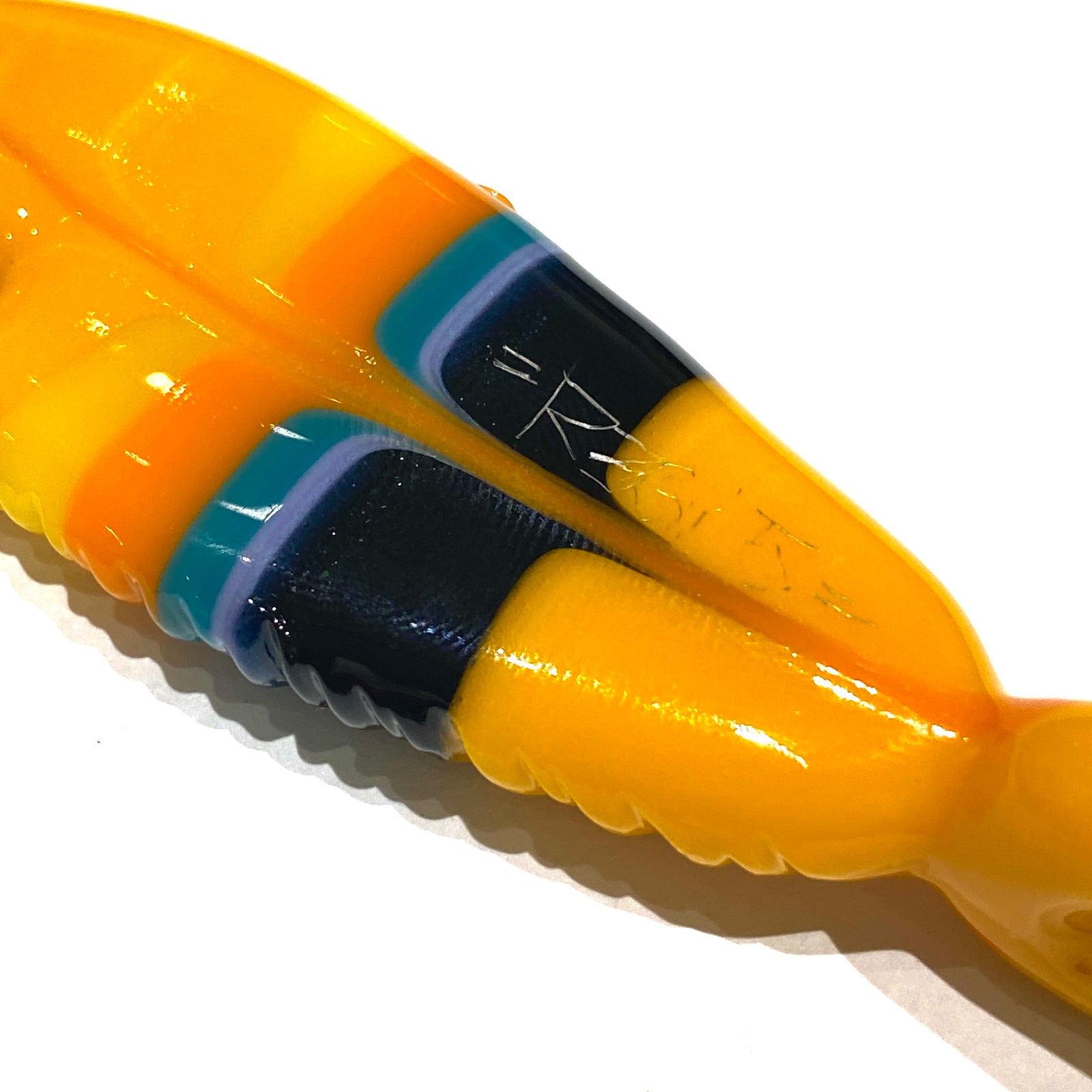 R3G15 Glass Medium Pendleton Feather Pendant #3