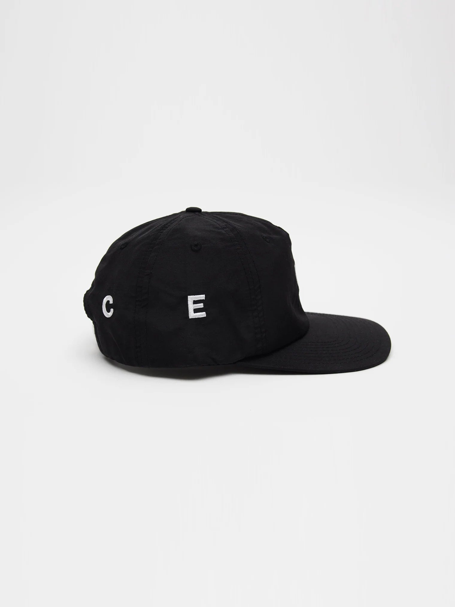 Akomplice x Umbro All Around Peace Hat (Black)