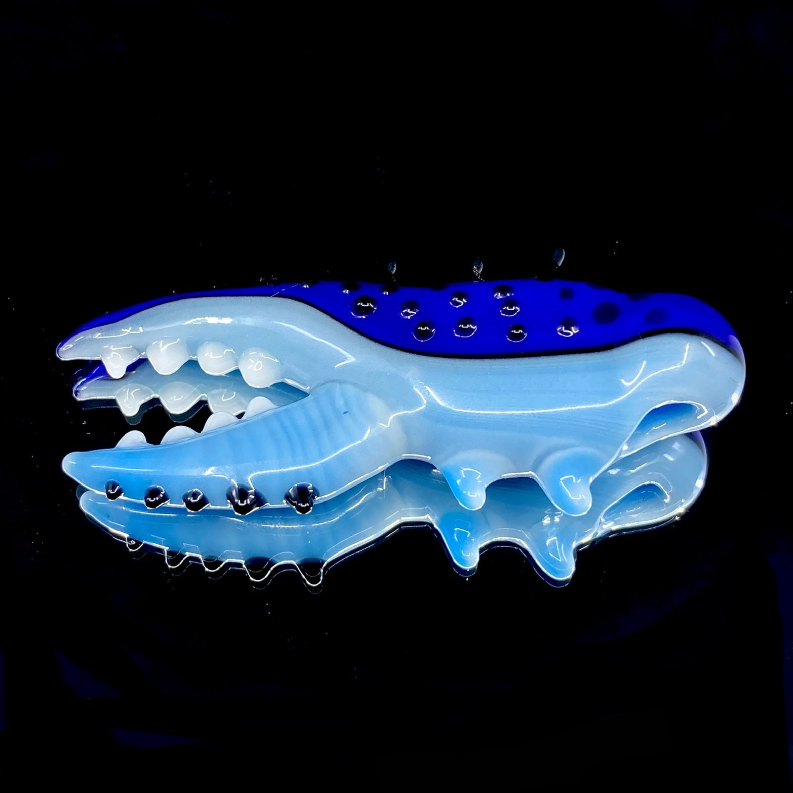 Lindemann Glass Claw Pendant (Blue with Black Pin Stripe)