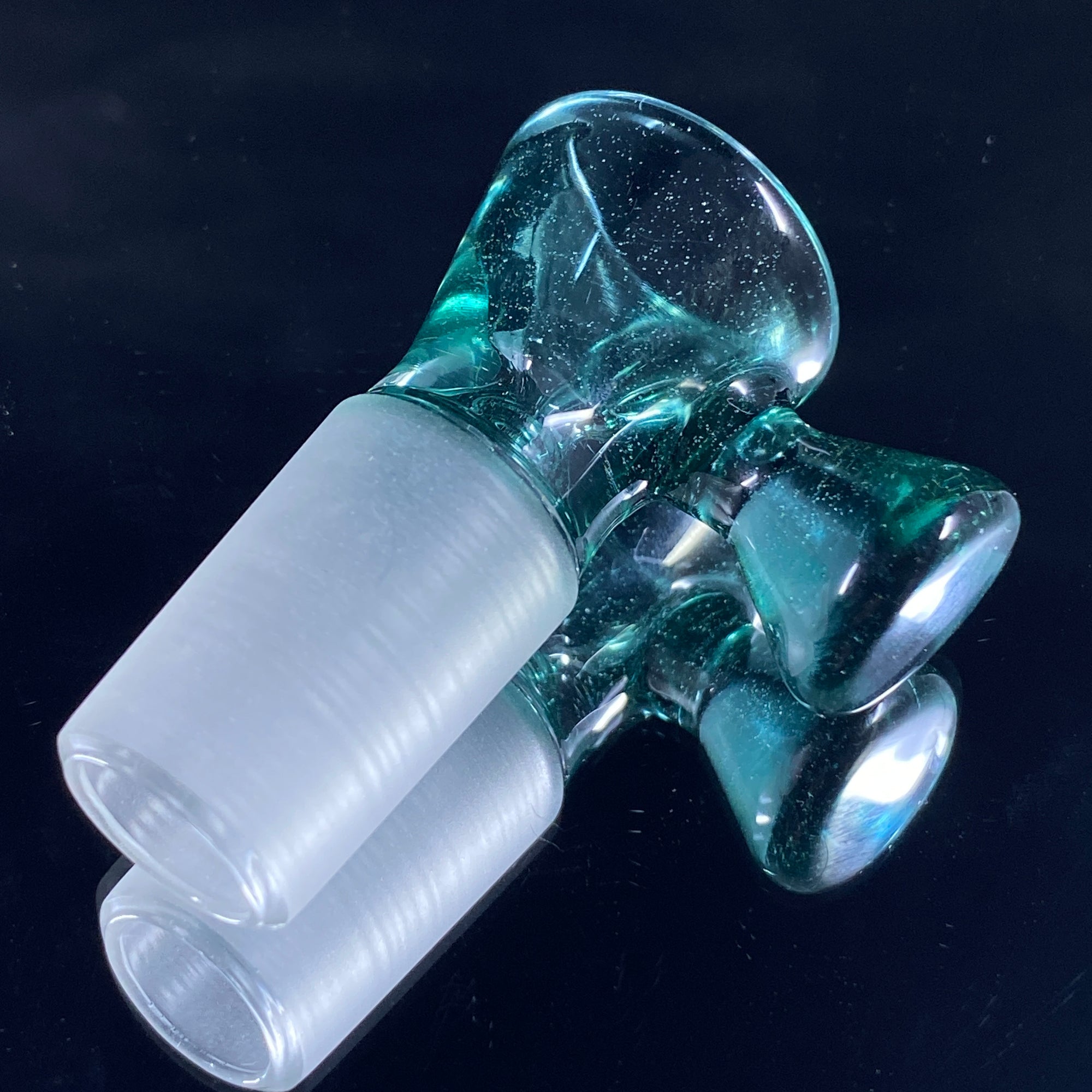 DC Glass Arts Cone Handle 18mm Single Hole Slide