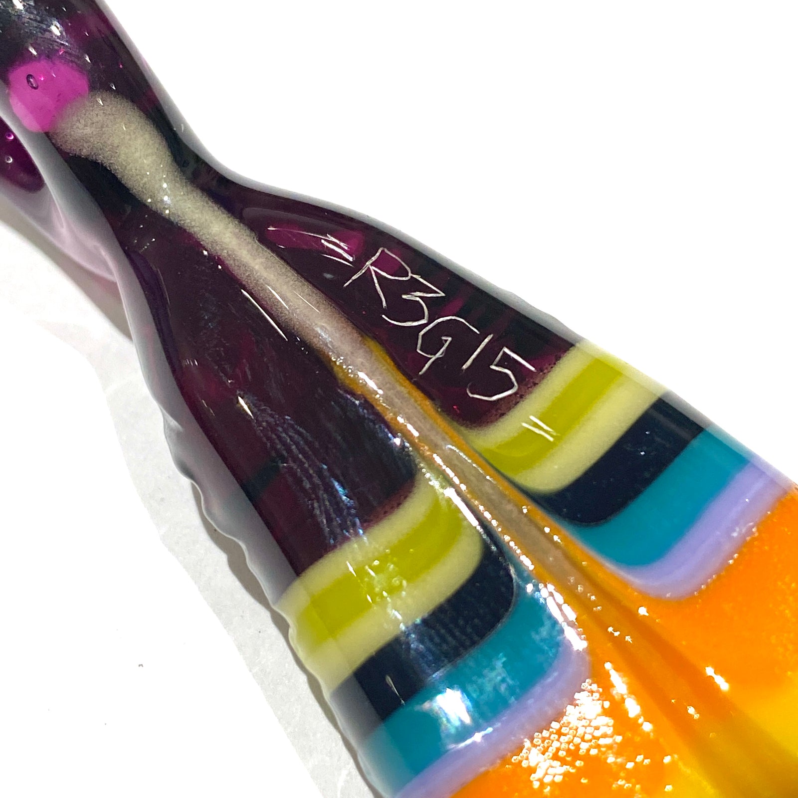 R3G15 Glass Medium Pendleton Feather Pendant #1
