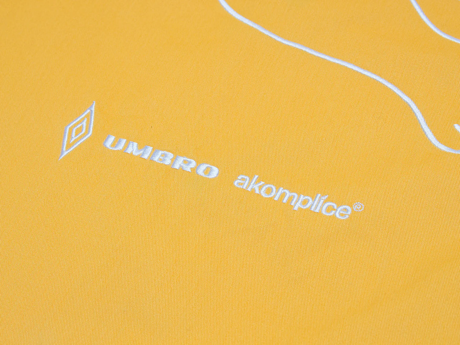 Akomplice x Umbro Dove Coaches Jacket (Spectra Yellow)