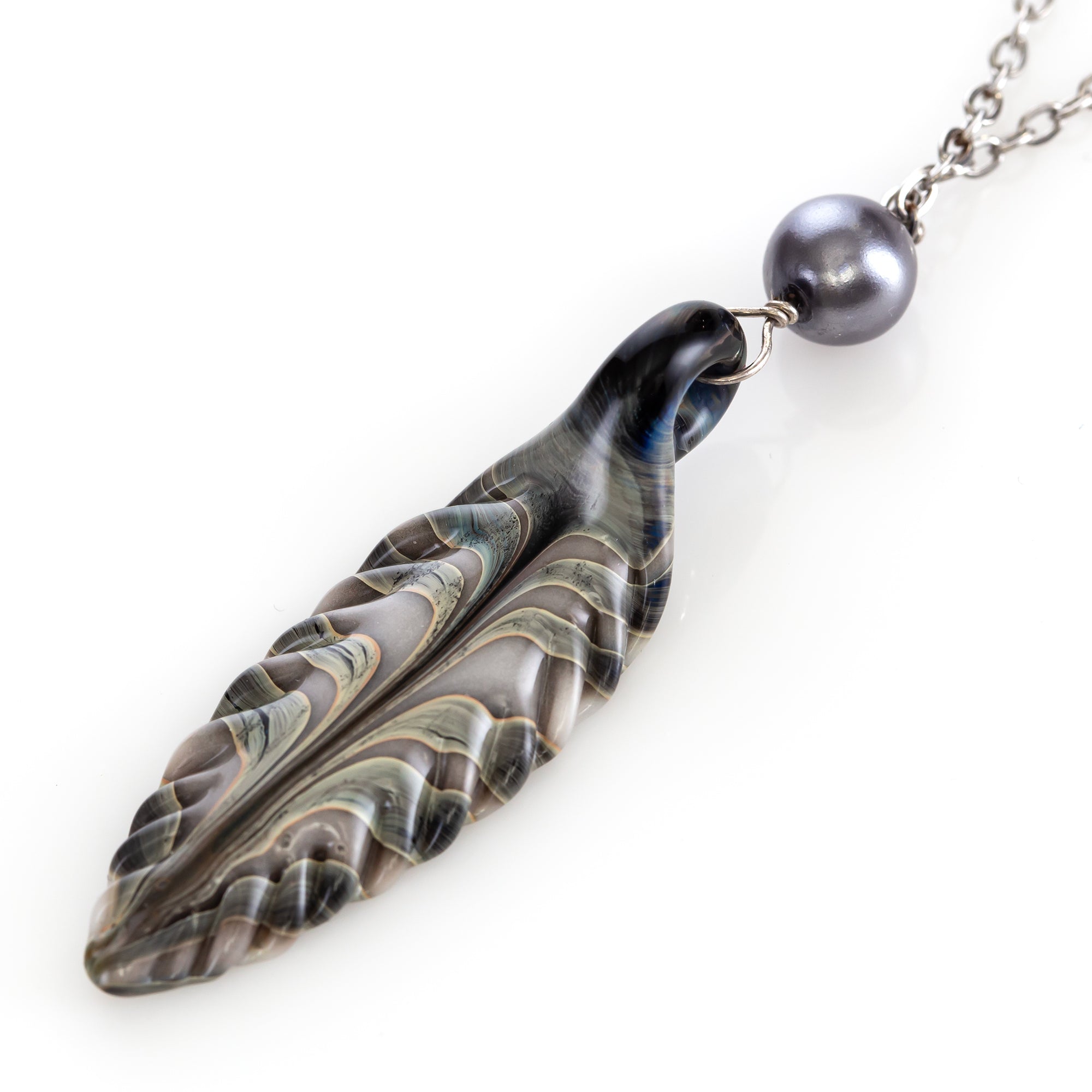 Fiona PhoenixFire Small Feather Pendant with Pearl (2)