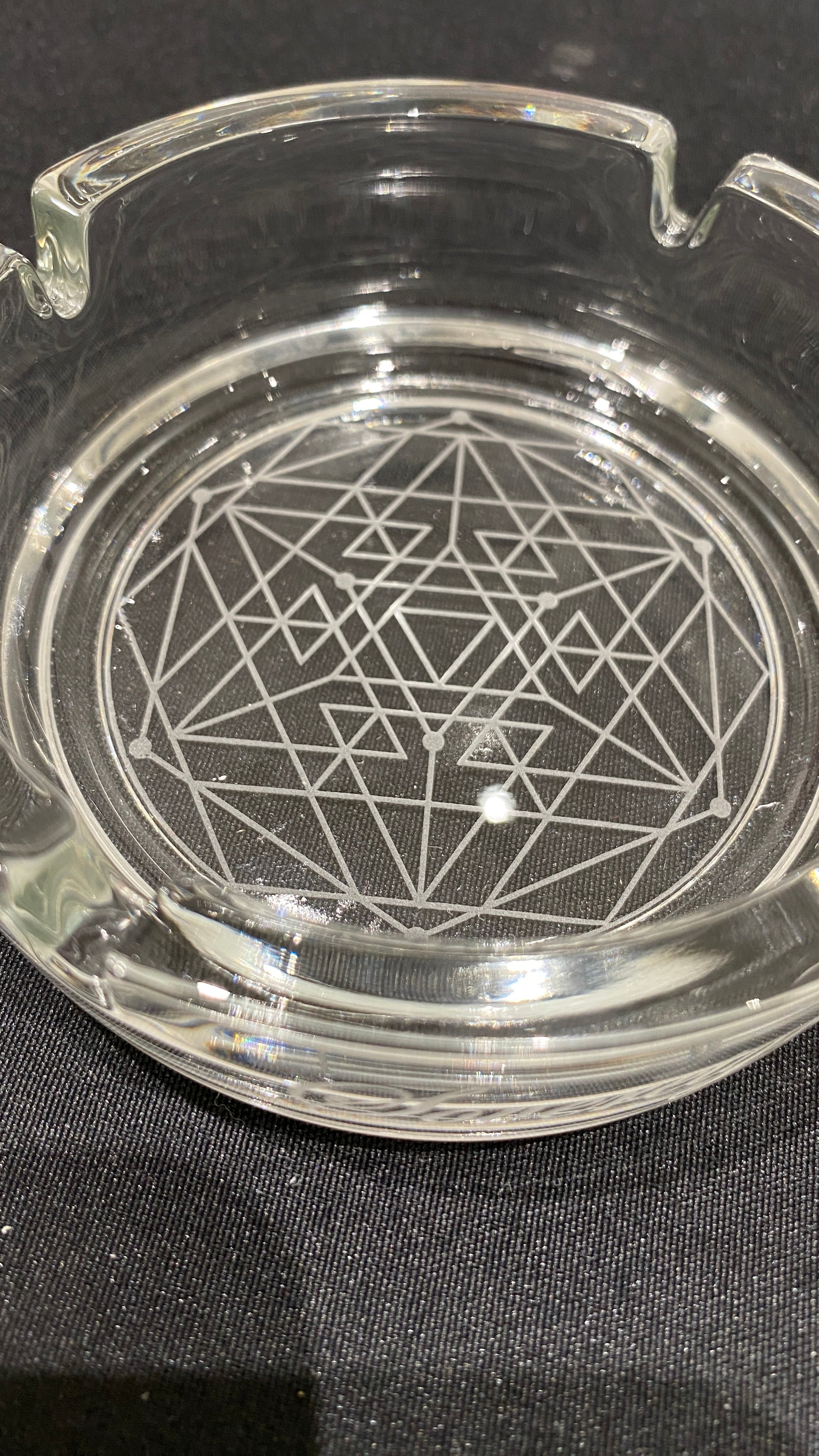 Sovereignty Glass Ash tray - pattern