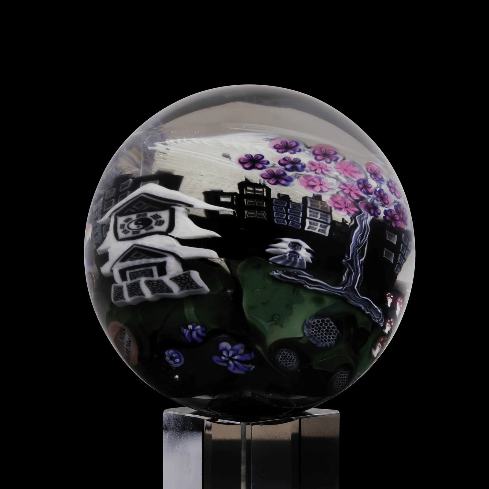 Electric Avenue / Yesulga Castle Wraparound with White Reticello Core Marble