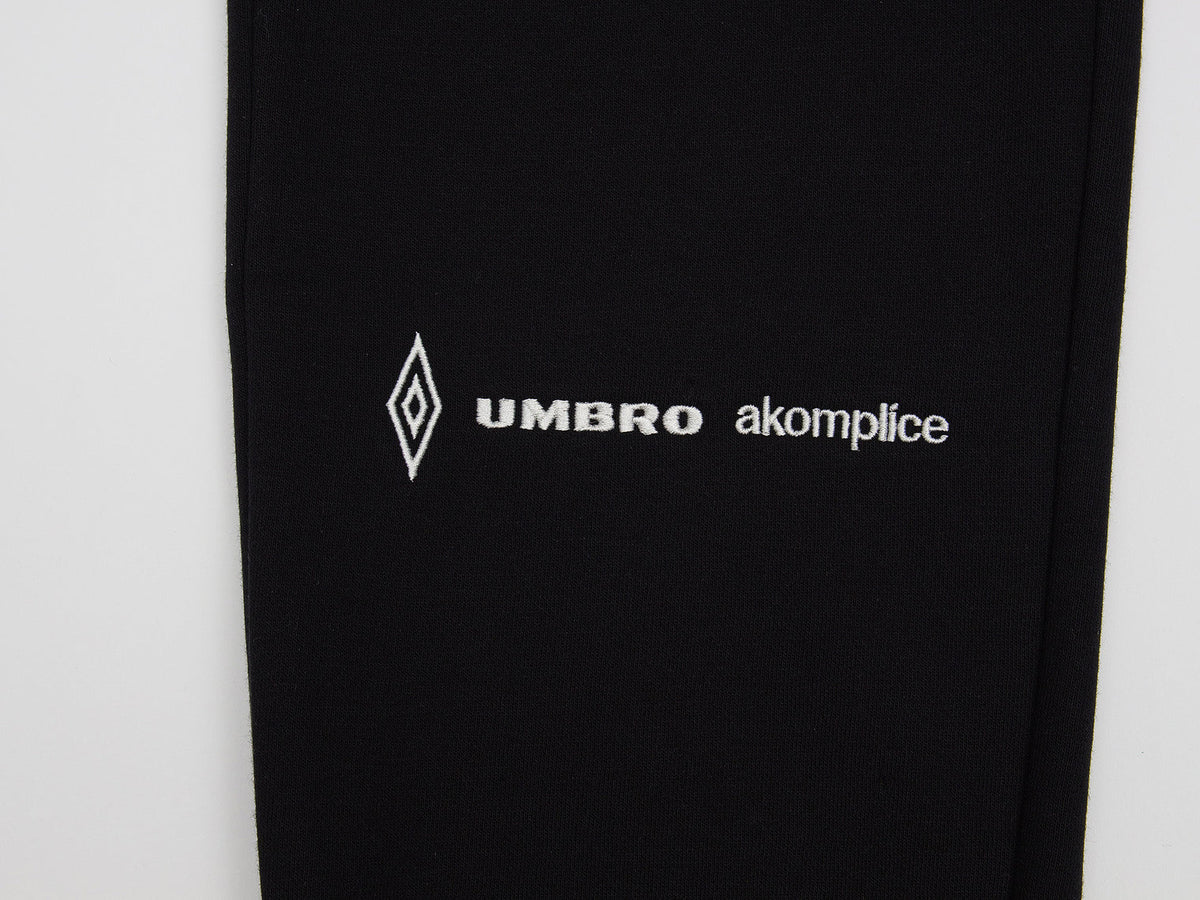 Akomplice x Umbro 195 Fleece Sweatpants (Black)